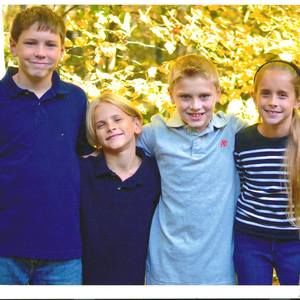 Meet your Posher, Lorraine